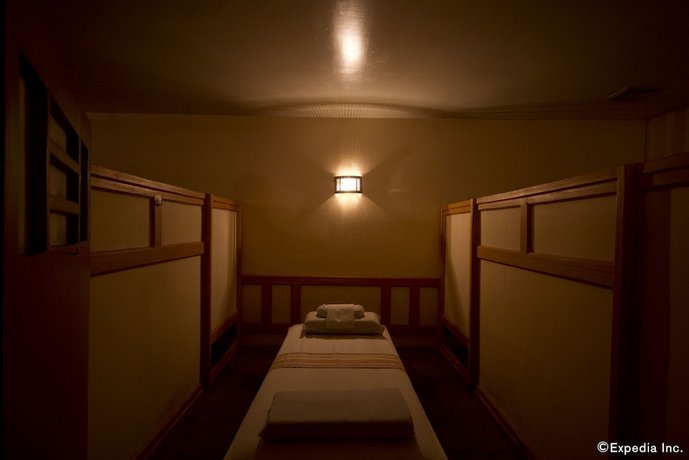 Holiday Spa Hotel