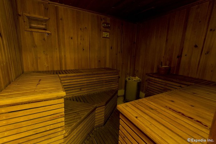 Holiday Spa Hotel