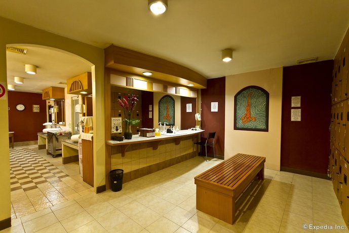 Holiday Spa Hotel