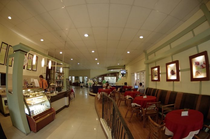 Holiday Spa Hotel