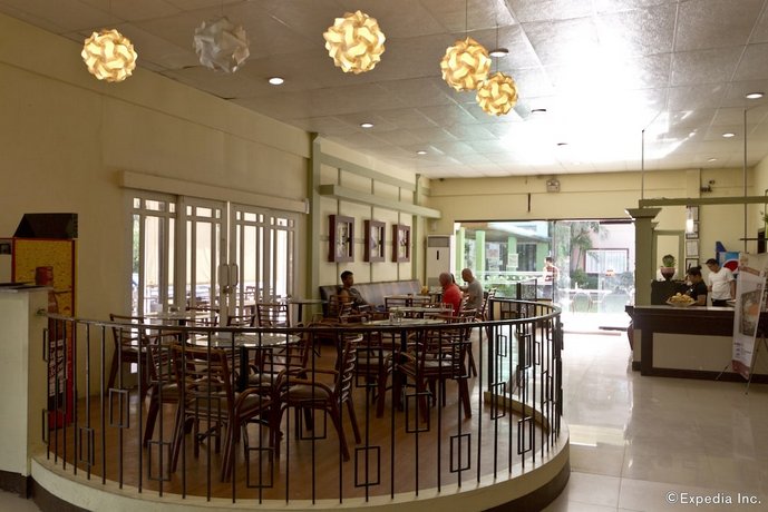 Holiday Spa Hotel
