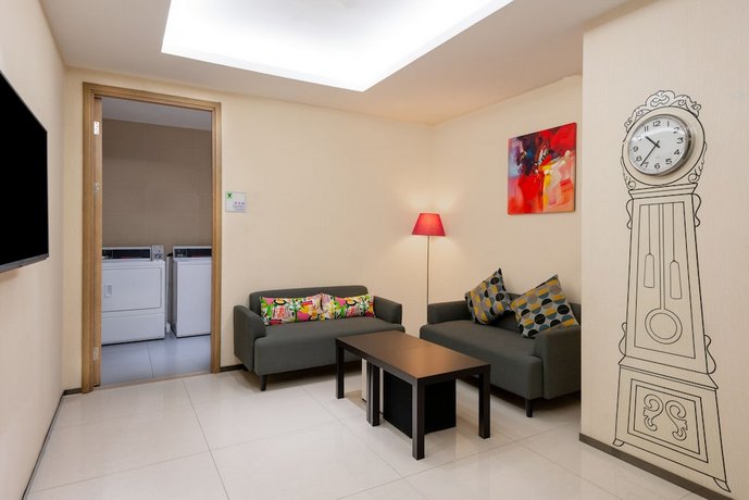 Holiday Inn Express Shanghai New Jinqiao