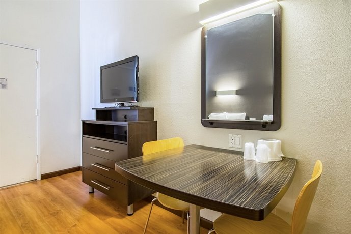Studio 6 Cypress
