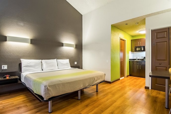 Studio 6 Cypress