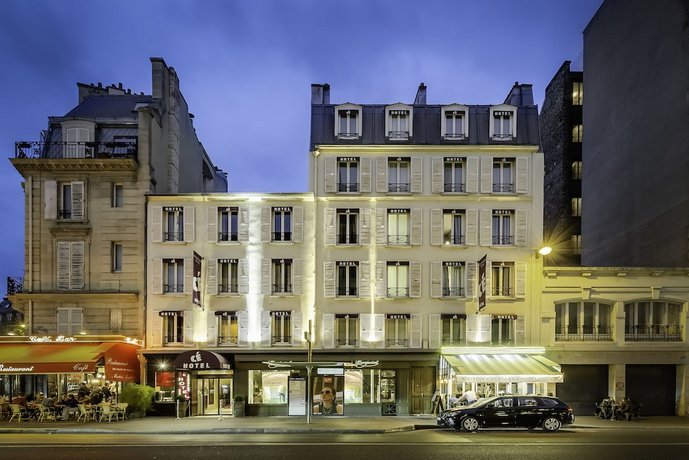 Courcelles Etoile