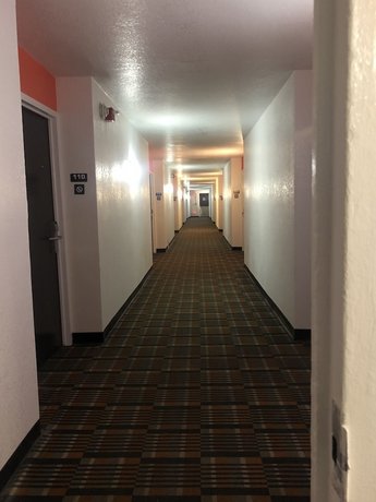 Motel 6 Lincoln Lincoln