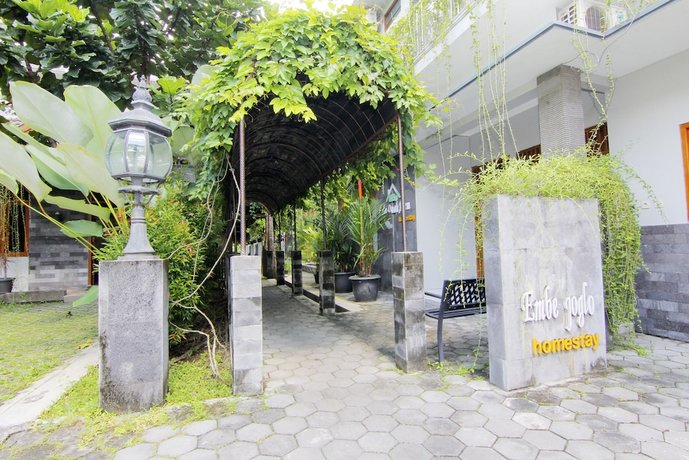 Embe Joglo Homestay