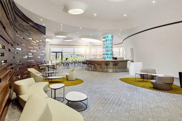 DoubleTree by Hilton Wroclaw