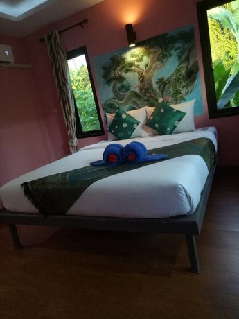 Baan Reenaa Lanta