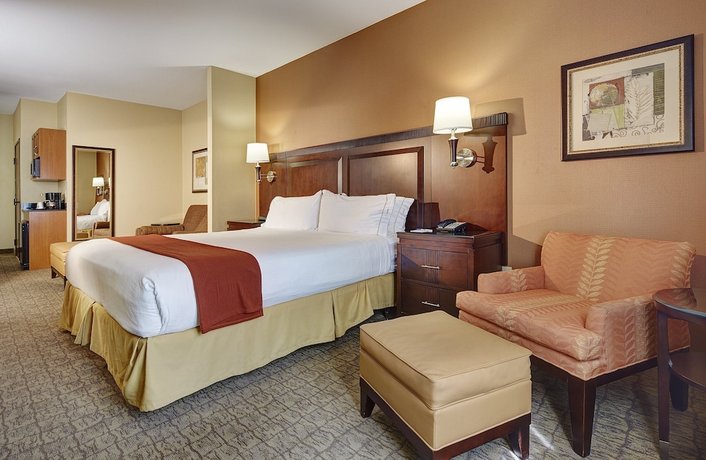 Holiday Inn Express & Suites San Diego-Sorrento Valley
