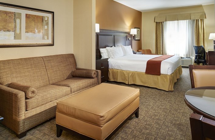 Holiday Inn Express & Suites San Diego-Sorrento Valley