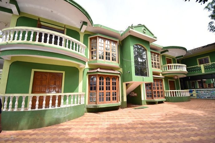 Fig Fin Beach Resort