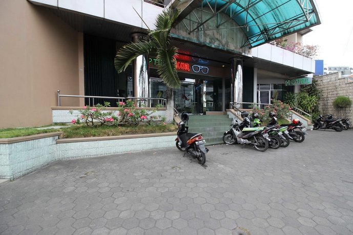 RedDoorz near Malioboro Mall