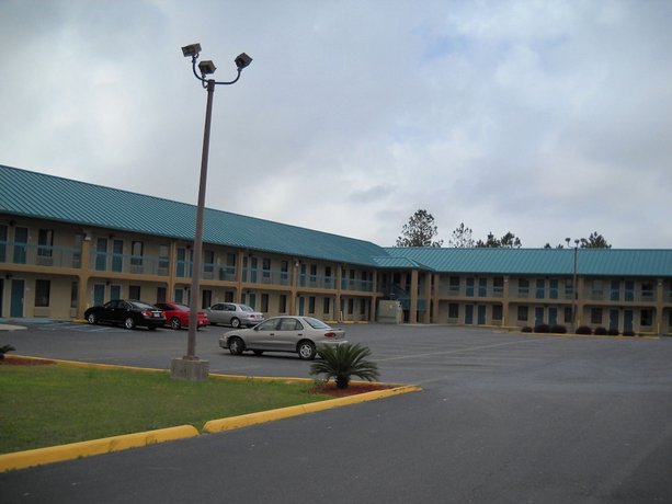 Legacy Inn & Suites