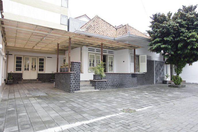 Taman Yuwono Heritage Malioboro