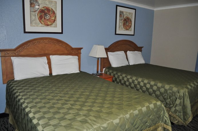 Salt Air Lodge
