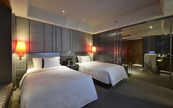 Rhombus Park Aura Chengdu Hotel