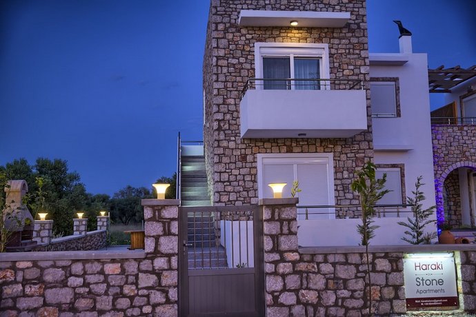 Haraki Stone Apartments