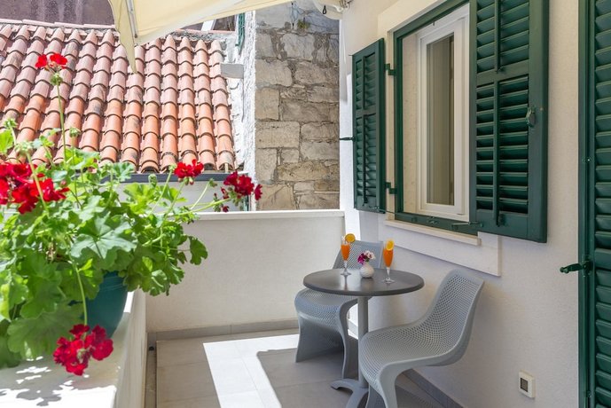 Balatura The Fine Bed&Breakfast Split (ex. Balatura Split Luxury Rooms)