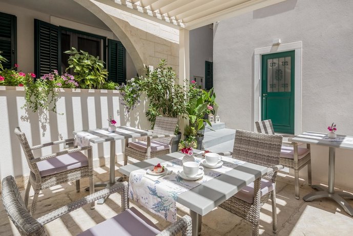 Balatura The Fine Bed&Breakfast Split (ex. Balatura Split Luxury Rooms)