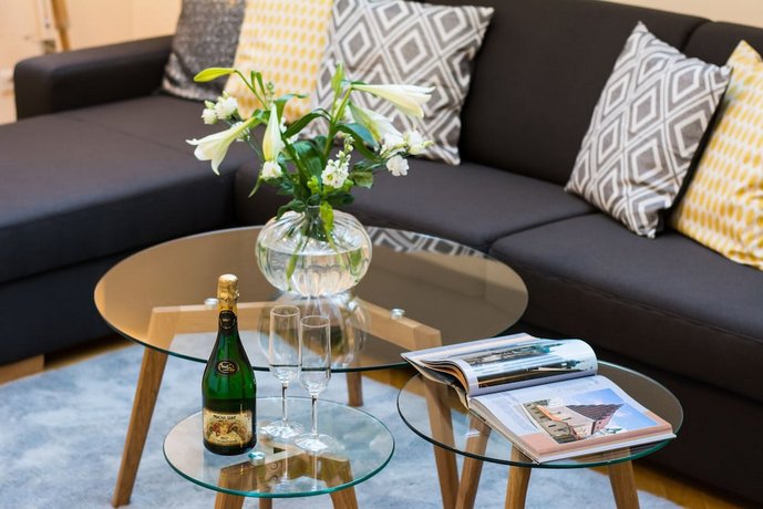 Romantic Luxury In Old Town Prague