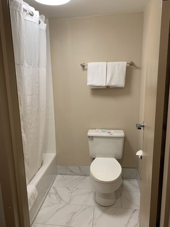Days Inn by Wyndham Horsham Philadelphia