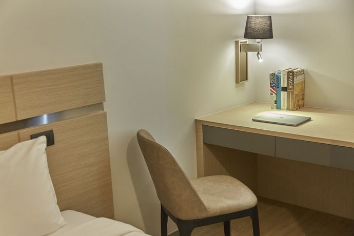 Samyan Serene Hotel