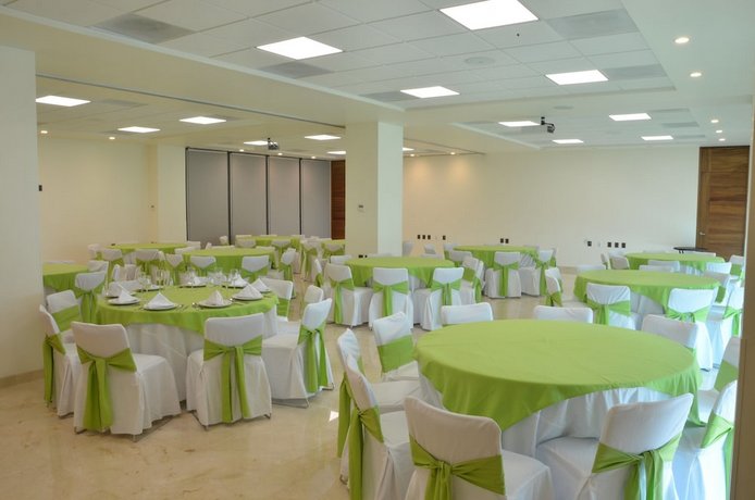 Holiday Inn Express Puerto Vallarta