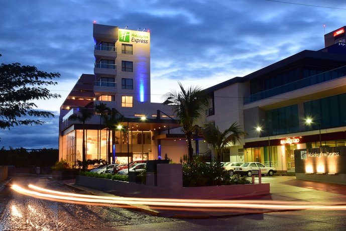 Holiday Inn Express Puerto Vallarta