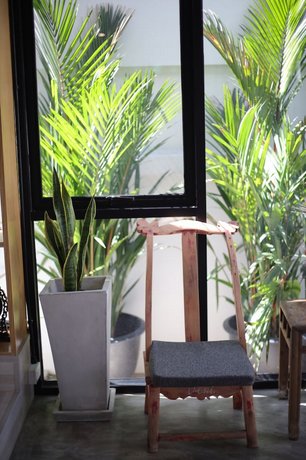 YOLO Bangkok Boutique Hotel