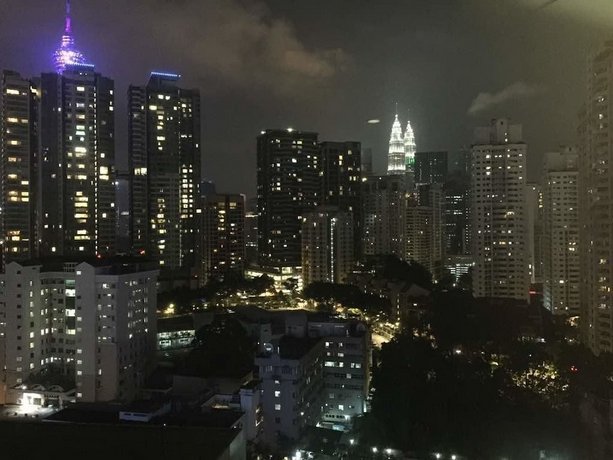 Elysium Suite@The Robertson