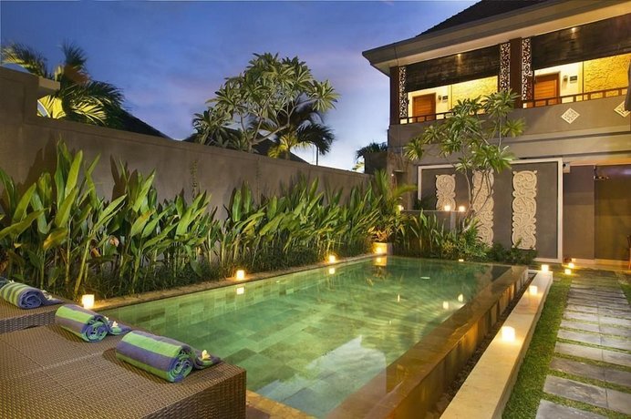 Merthayasa Bungalows