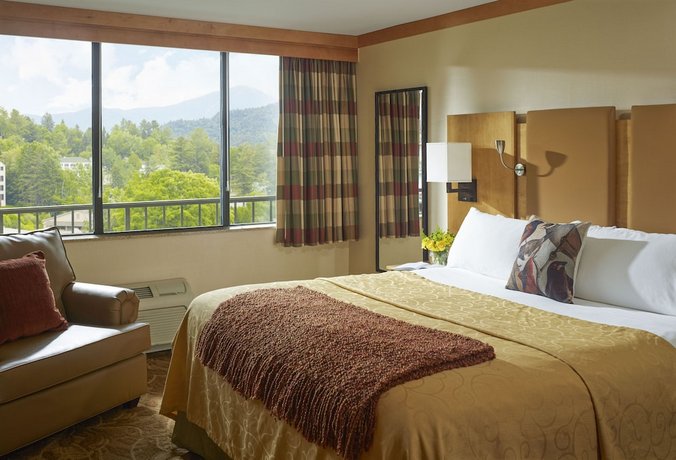 High Peaks Resort