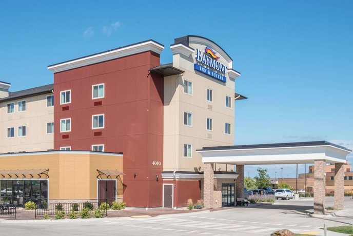 Baymont by Wyndham Rapid City Hotel