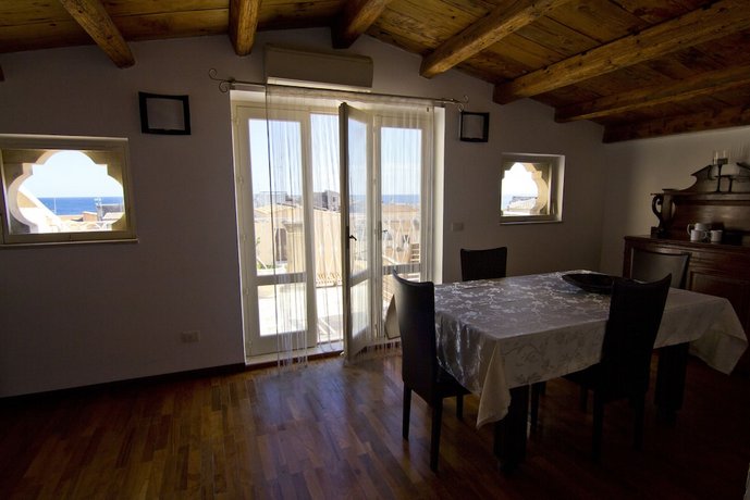 La Via della Giudecca Syracuse