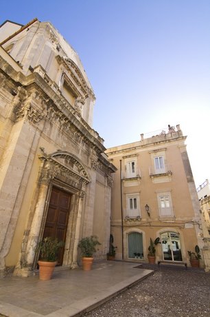 La Via della Giudecca Syracuse