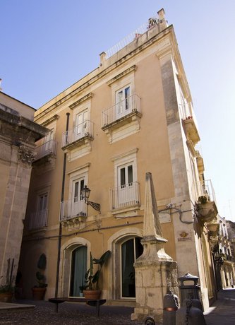 La Via della Giudecca Syracuse