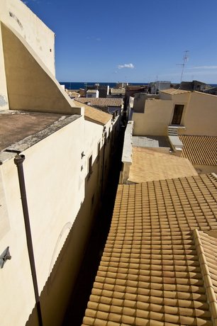 La Via della Giudecca Syracuse