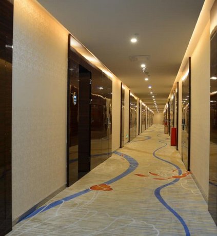 Tiecheng Hotel East Railway Station