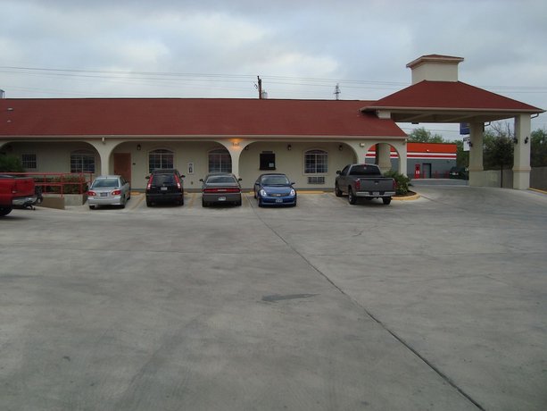 Winnquest Inn Near Ft Sam Houston