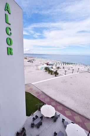 Alcor Beach Hotel