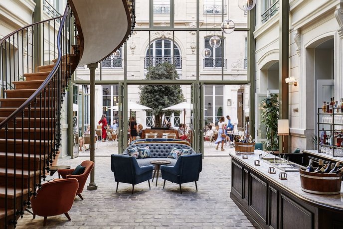 Bar_Restaurant