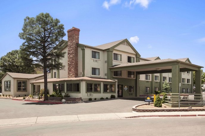 Days Inn & Suites by Wyndham East Flagstaff Wupatki National Monument United States thumbnail