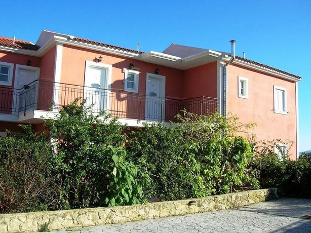 Pernari Apartments