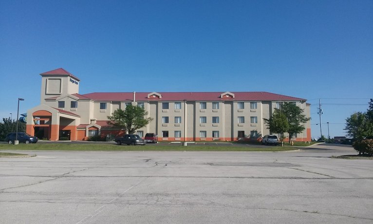 Days Inn by Wyndham Olathe Medical Center