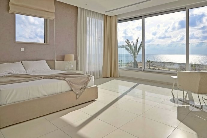 Glory Beachfront Elite Villa