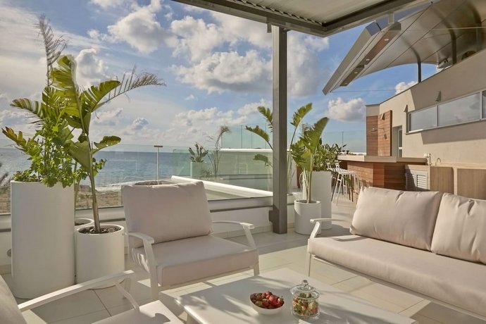 Glory Beachfront Elite Villa