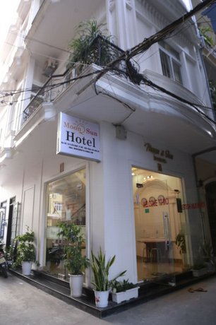 Moon & Sun Hotel