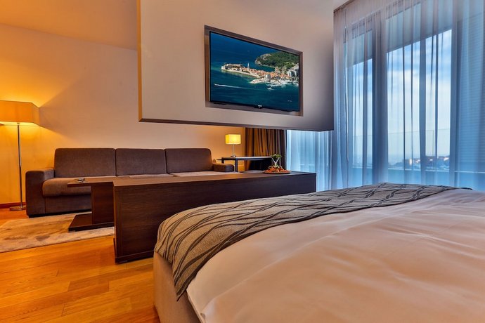 Hotel WOW