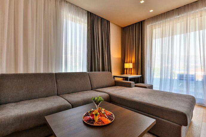 Hotel WOW